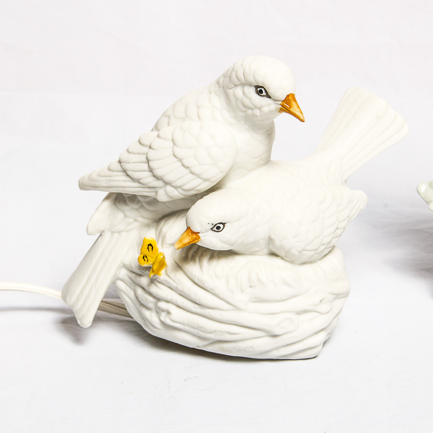 Otagiri Porcelain Hummingbird Clock and Music Box