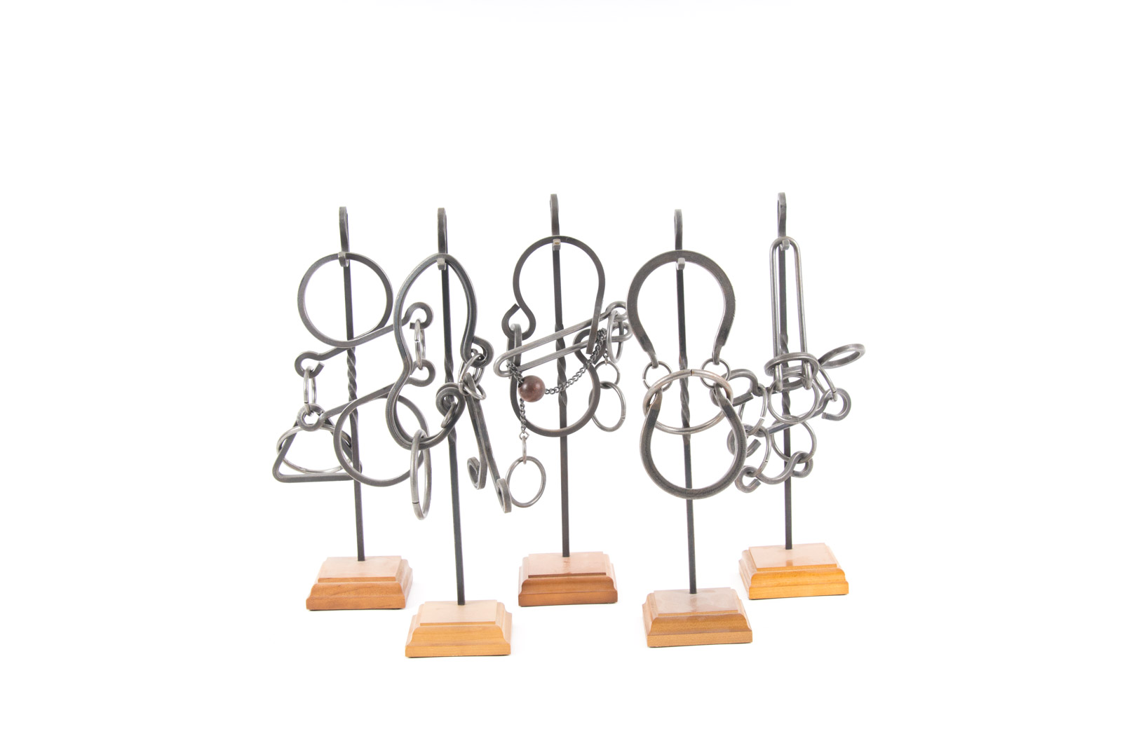 Tucker-Jones House Metal Tavern Puzzles with Stands