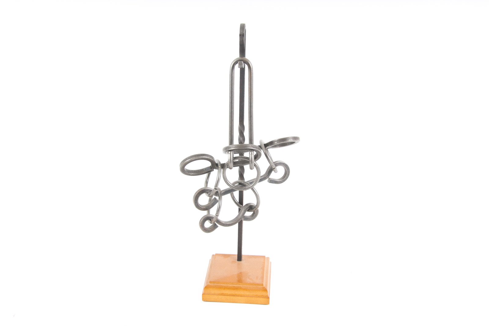 Tucker-Jones House Metal Tavern Puzzles with Stands