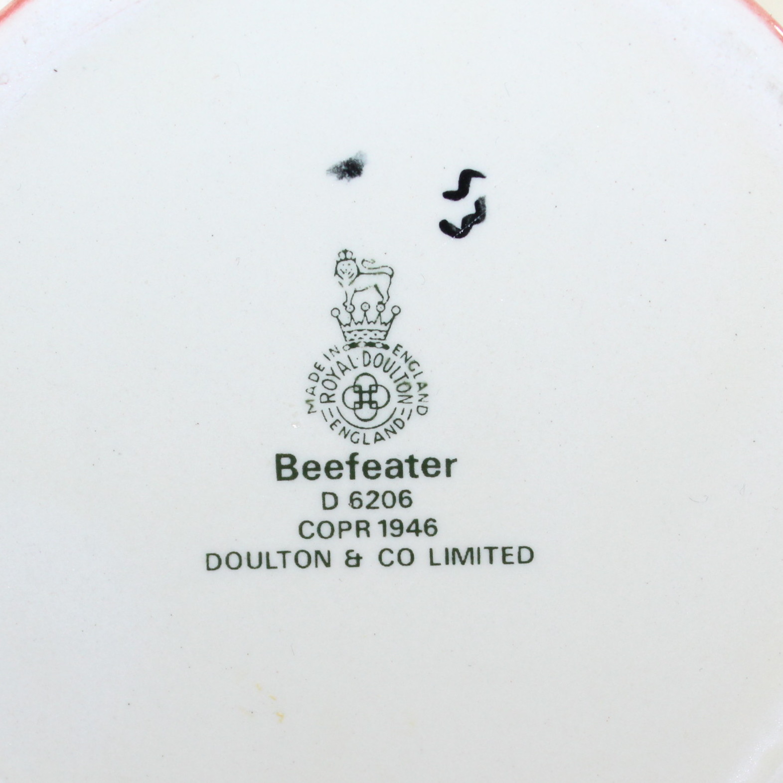 Large Royal Doulton Toby Mug - "The Beefeater"