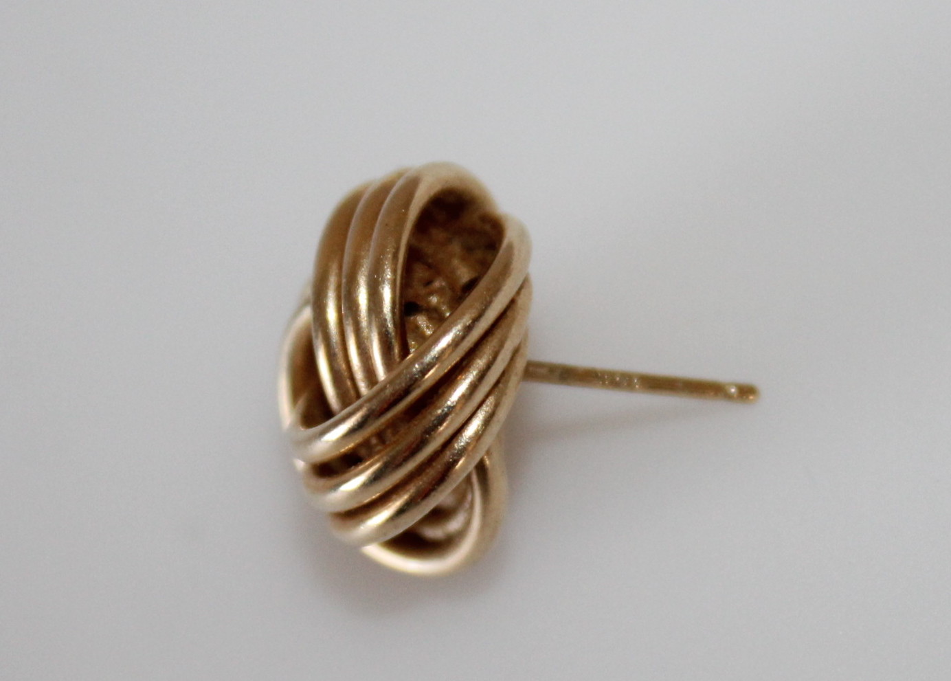 14K Gold Knot Earrings