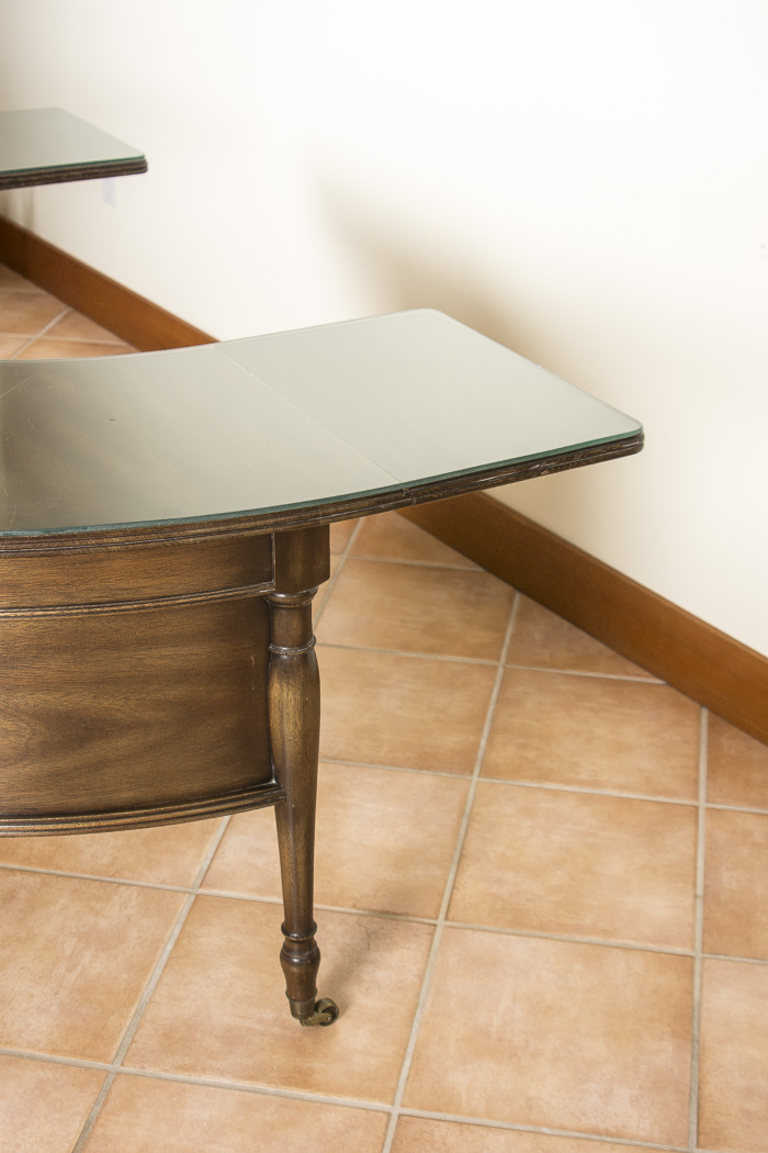 Kittinger Hunt Table Style Desk with Glass Top