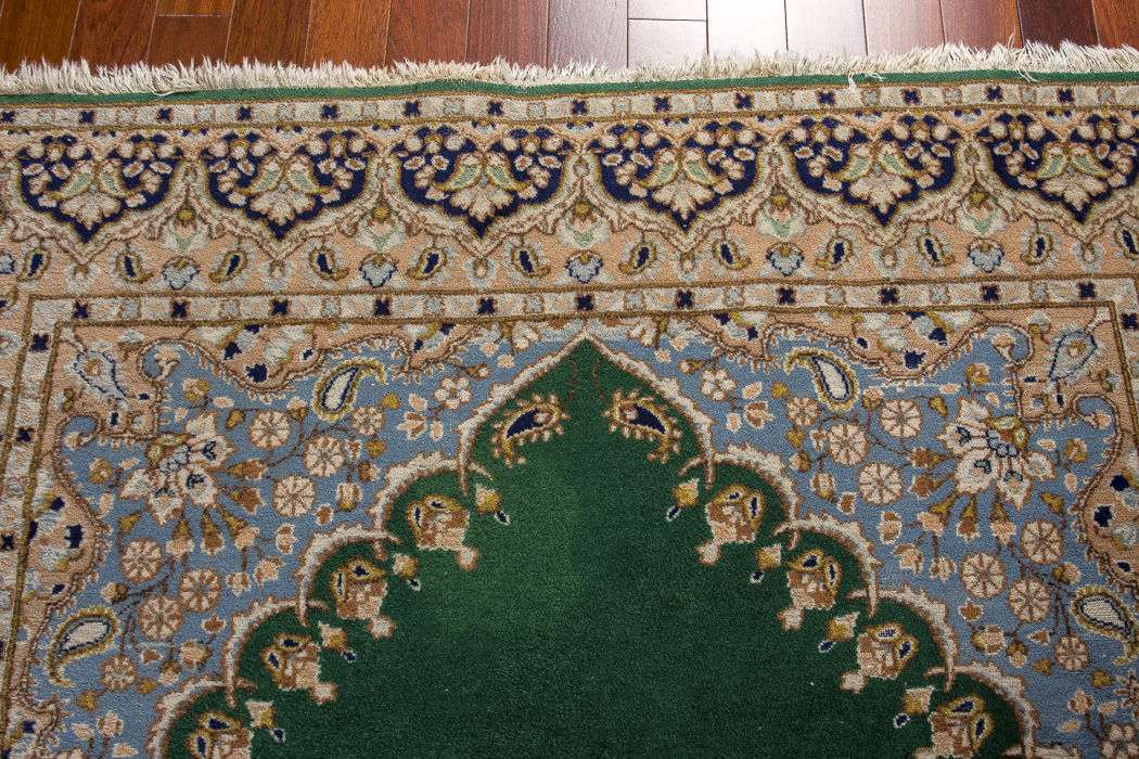 Hand-Kotted Kerman Lambs Wool Area Rug