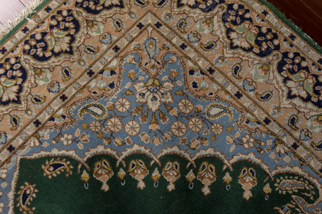 Hand-Kotted Kerman Lambs Wool Area Rug