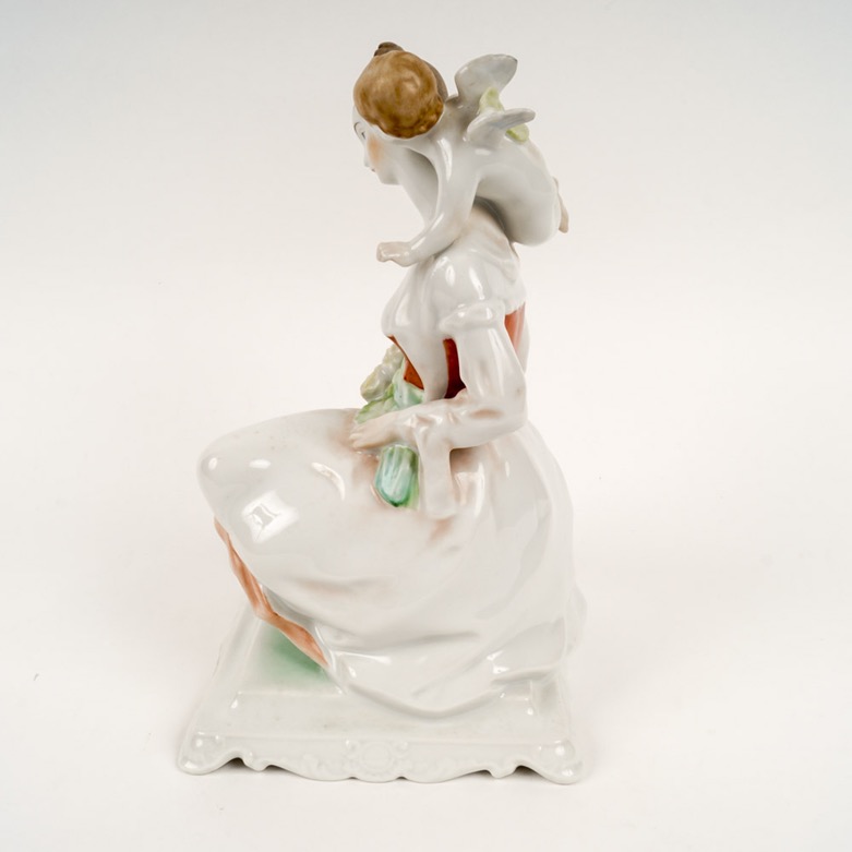Herend Porcelain Figurine