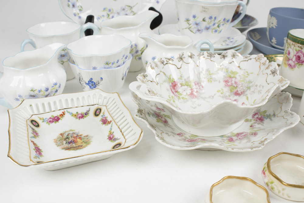 Assorted Ceramic Tea Set Pieces