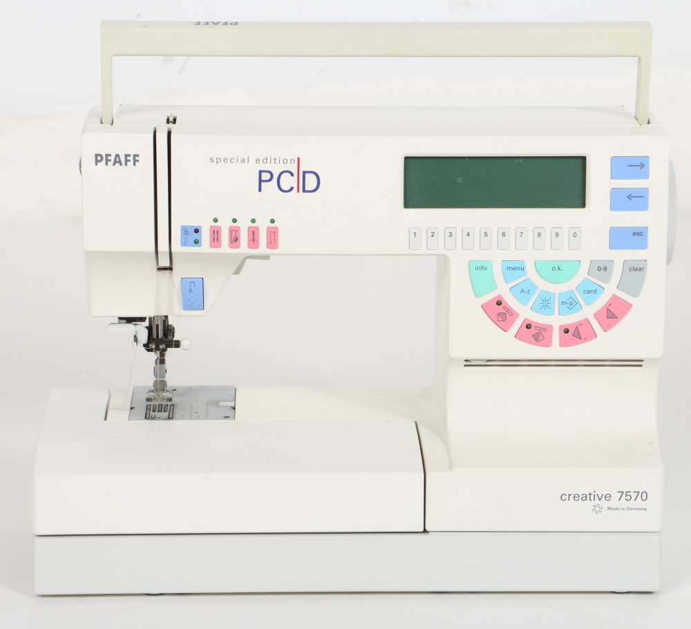 Pfaff Special Edition "Creative 7570" Sewing Machine