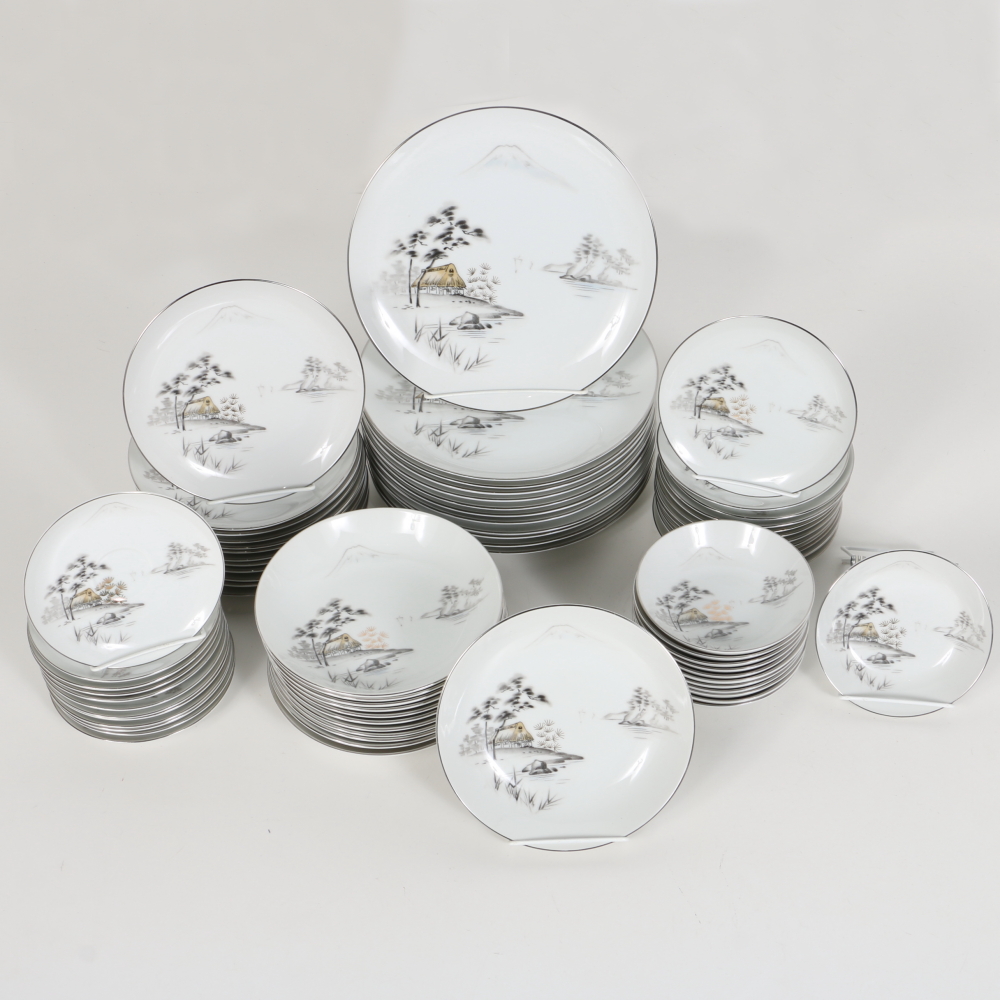 Sone China Company "Mt. Fuji" Plate Collection
