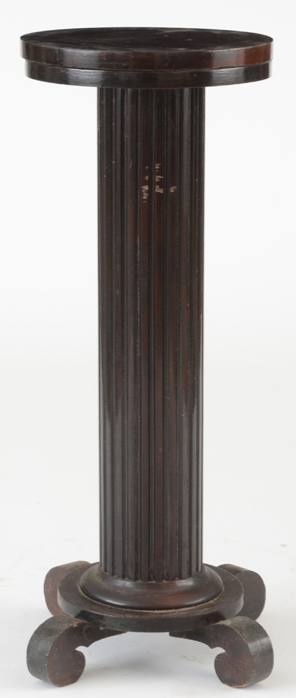 Mahogany Display Pedestal