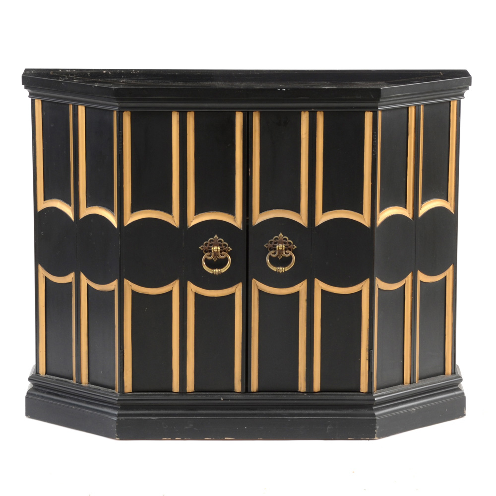 American of Chicago Cabinet