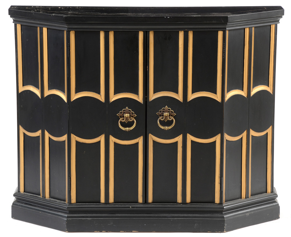 American of Chicago Cabinet