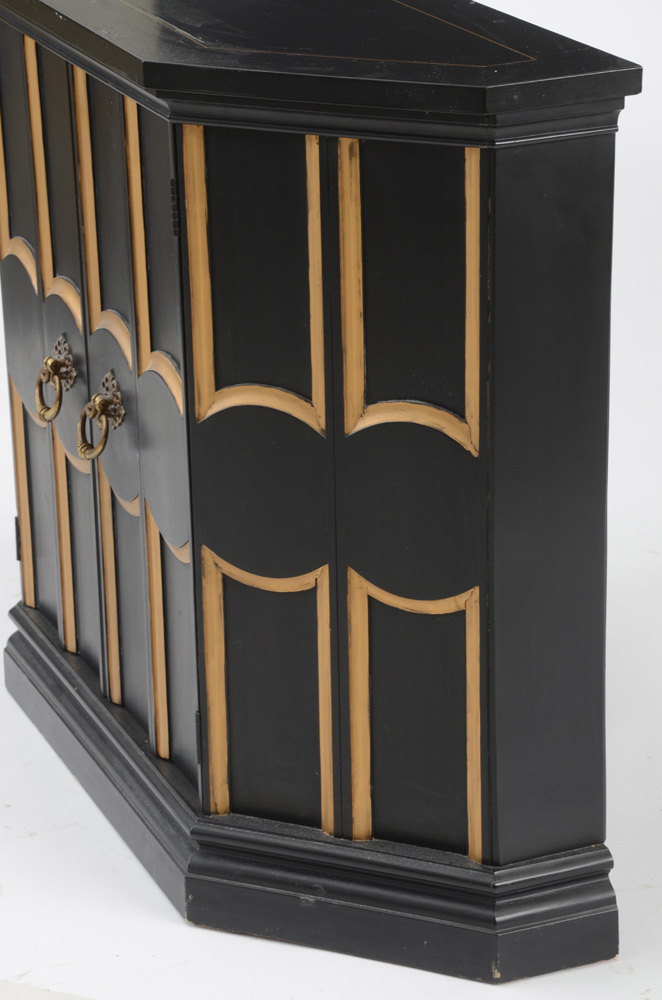 American of Chicago Cabinet