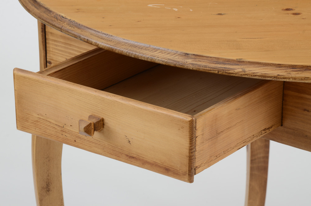 Round Waxed Pine Dining Table