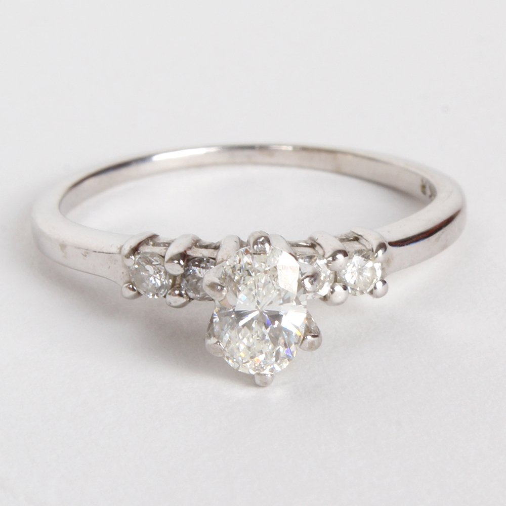 14K White Gold Oval Diamond Engagement Ring