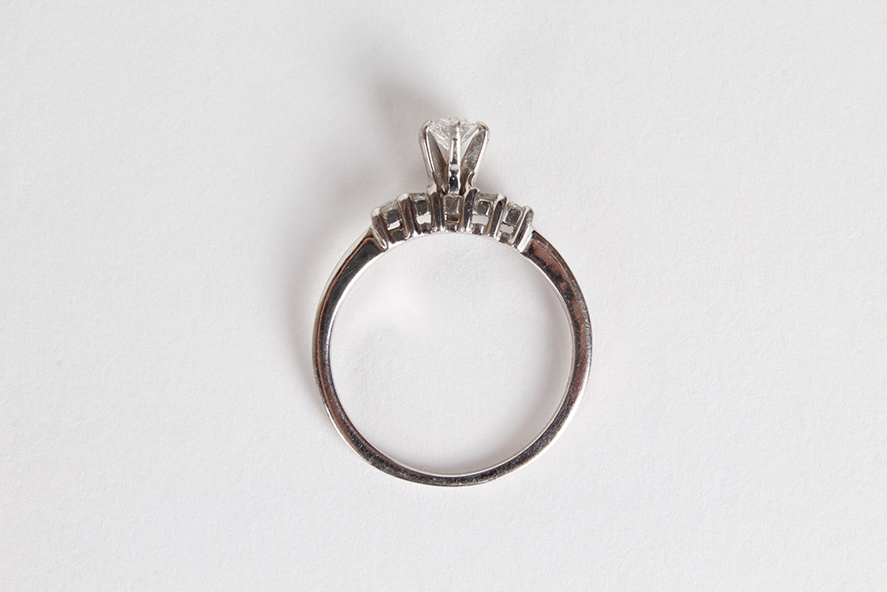 14K White Gold Oval Diamond Engagement Ring