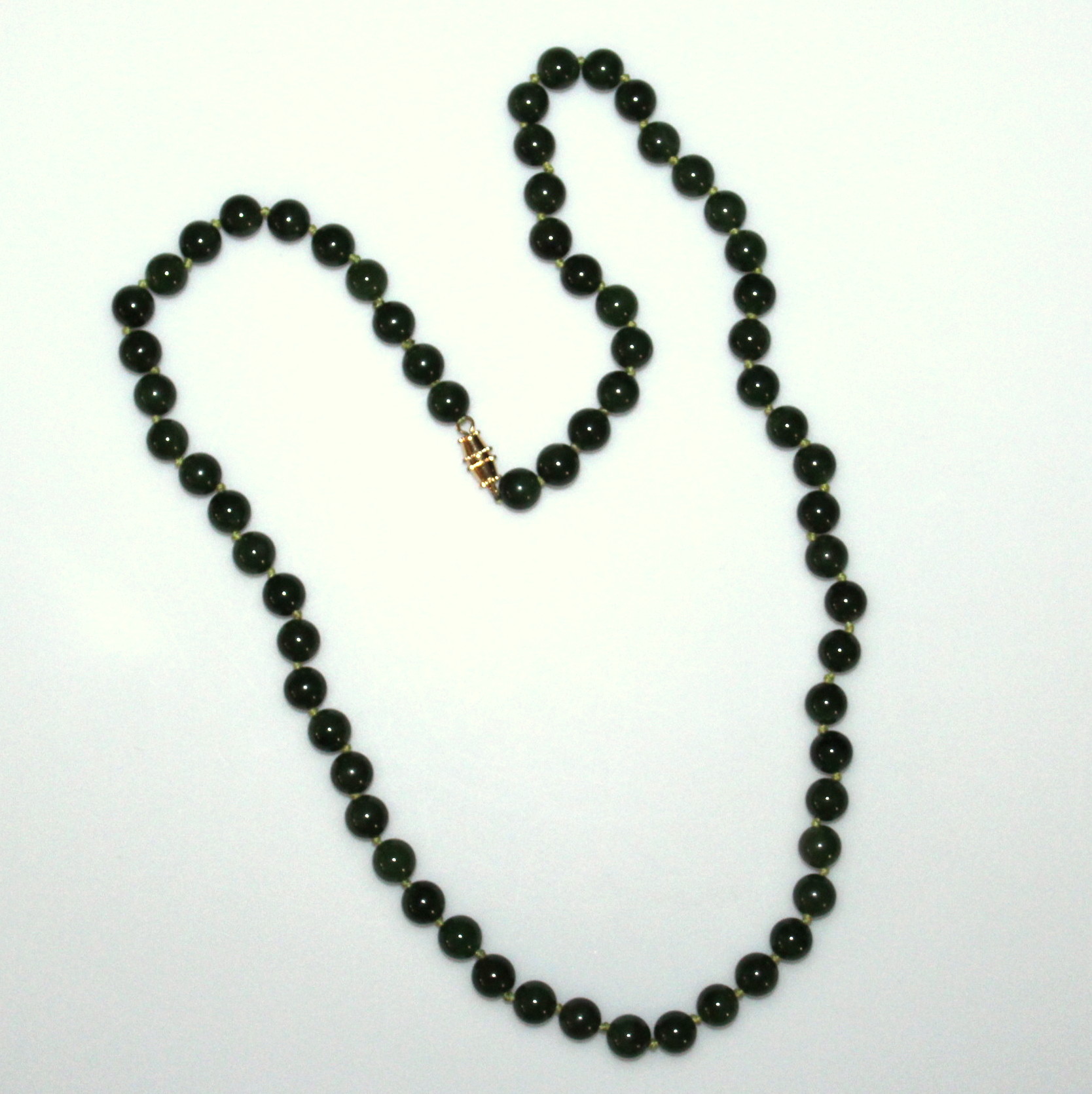 Green Nephrite Bead Necklace