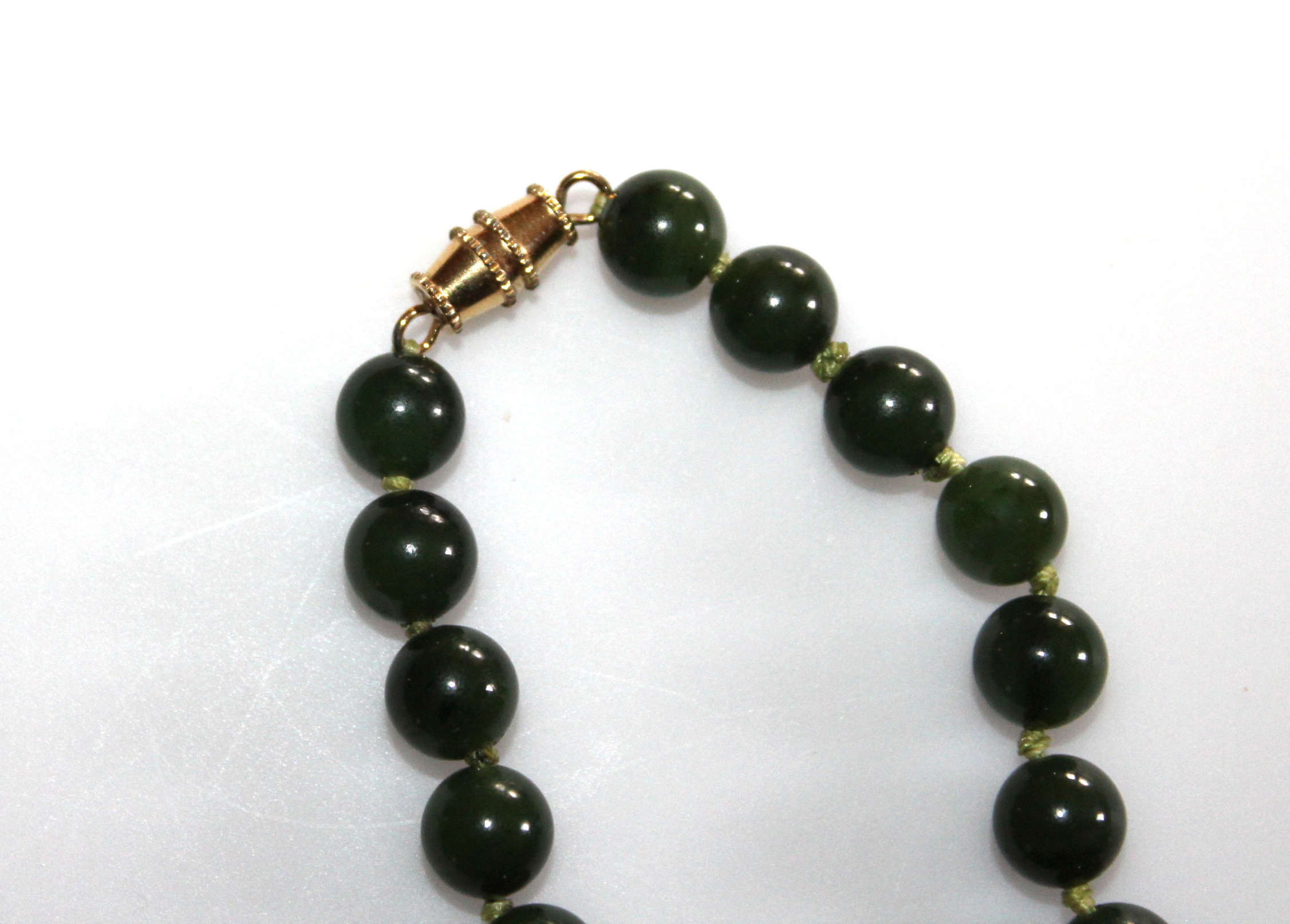 Green Nephrite Bead Necklace