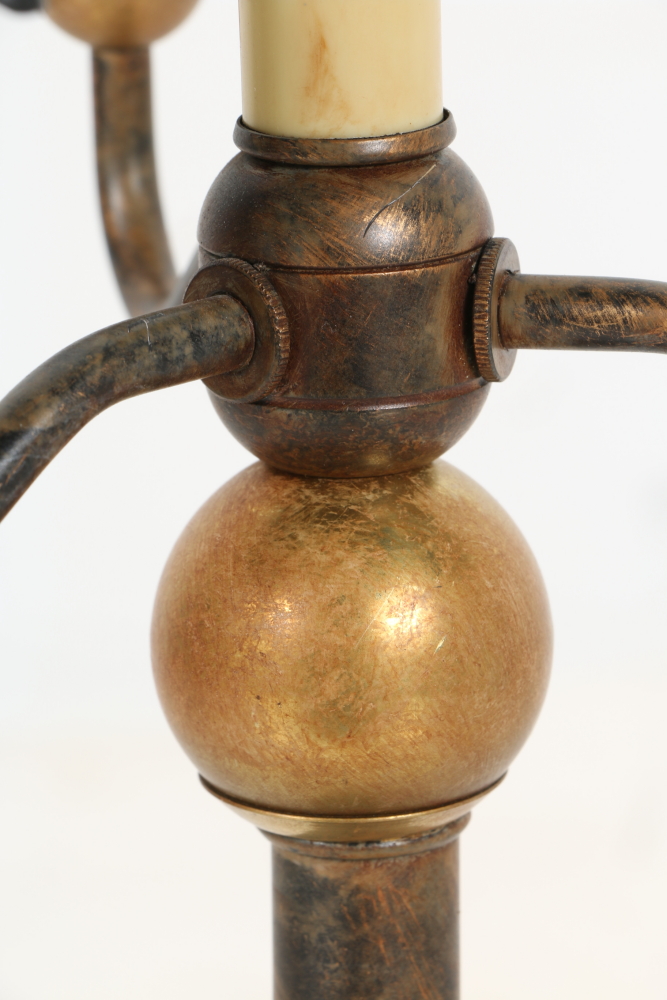 Foliate Motif Vintage Table Lamp