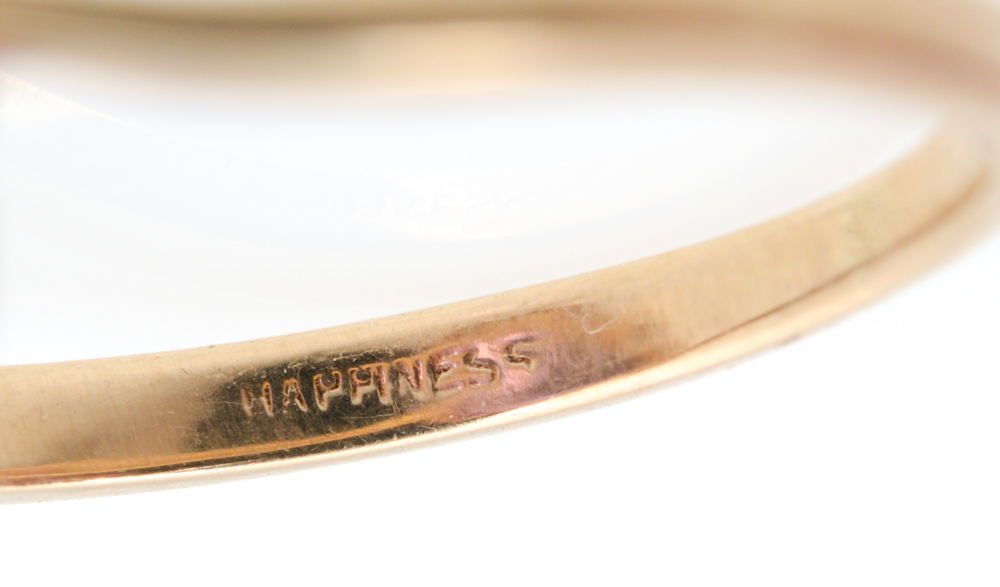 10K Yellow Gold and Synthetic Color Change Sapphire Ring