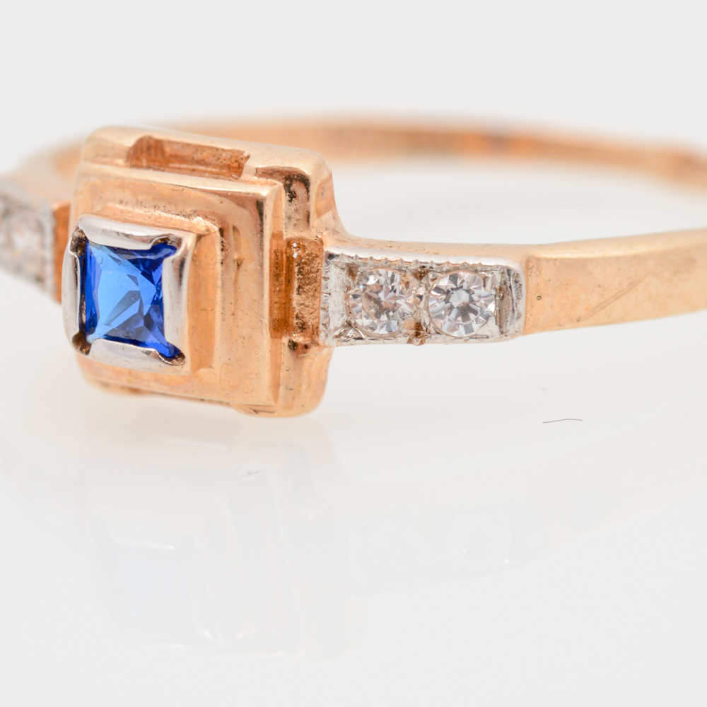 14K Yellow Gold Synthetic Sapphire and White Sapphire Ring