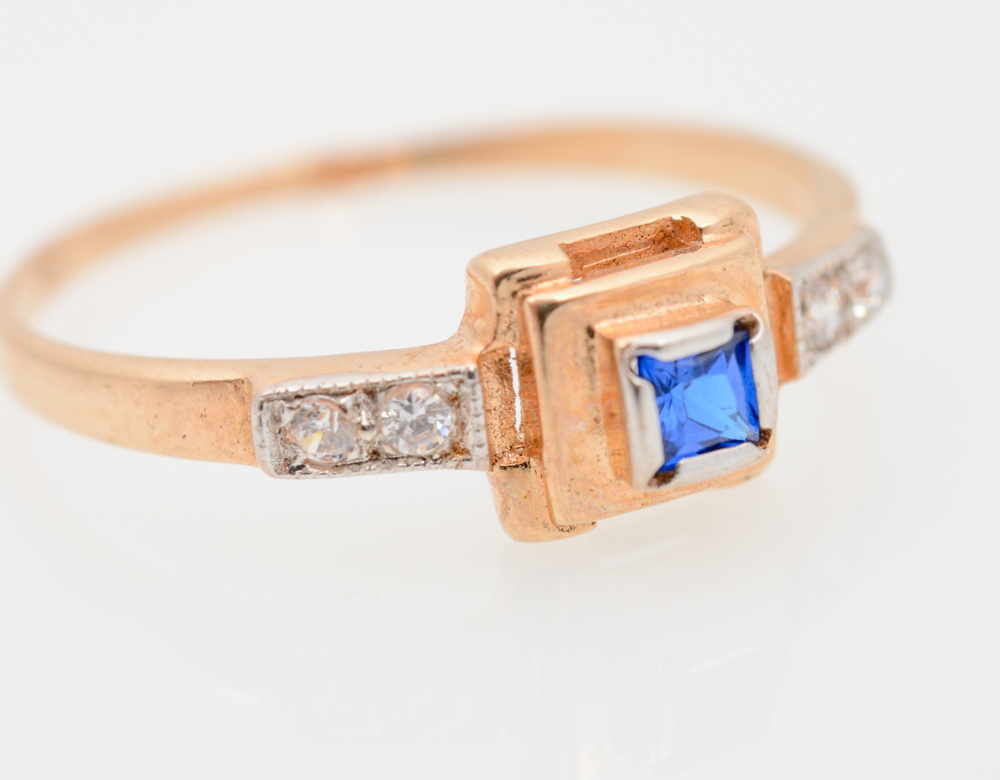 14K Yellow Gold Synthetic Sapphire and White Sapphire Ring