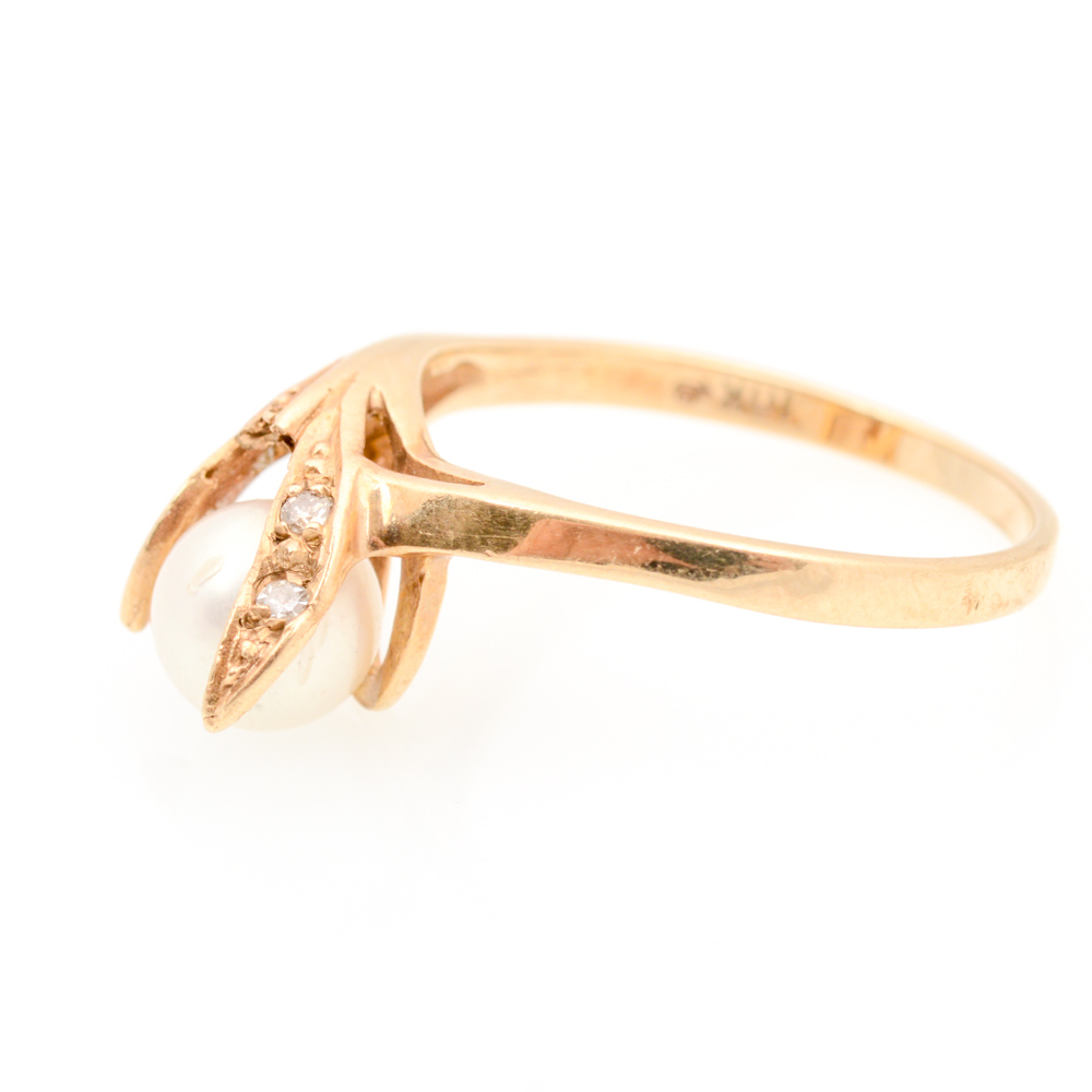 10K Yellow Gold Pearl and Diamond Ring