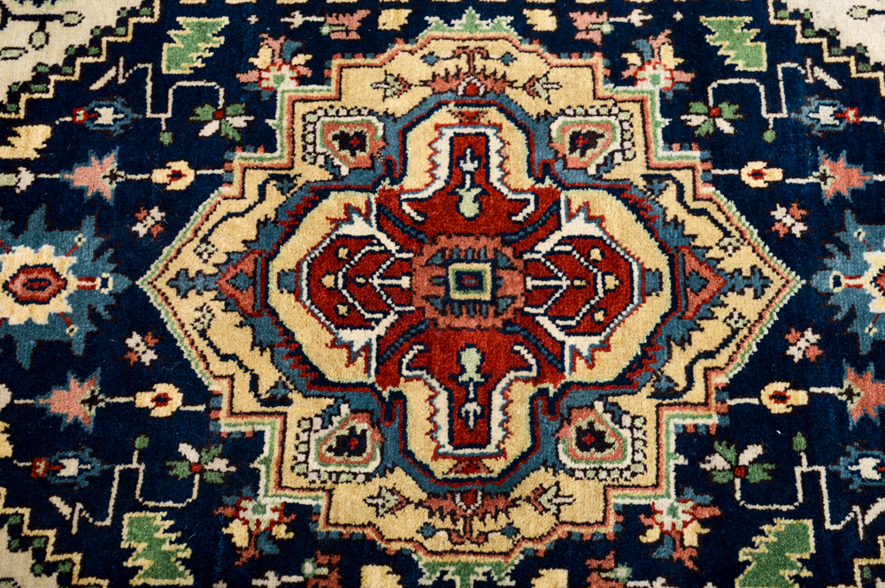 Hand Knotted Persian Heriz Serapi Area Rug