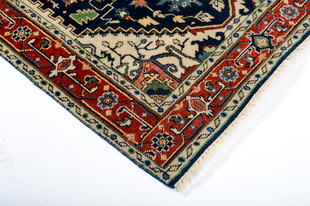 Hand Knotted Persian Heriz Serapi Area Rug