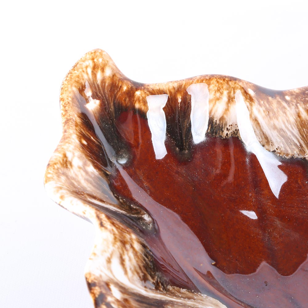 Vintage Hull Leaf Bowl