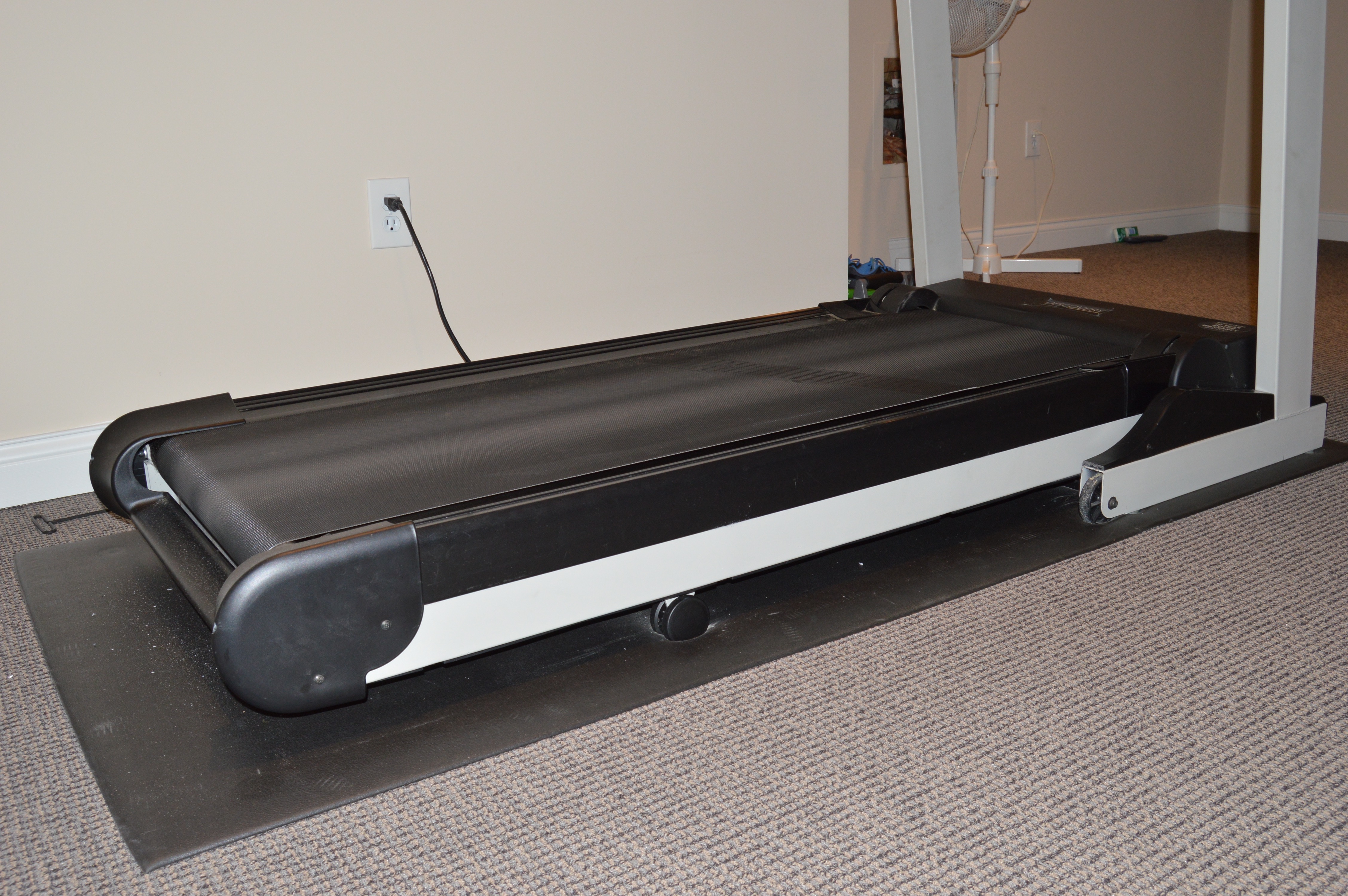 Discovery 560HR Treadmill by Key Fitness