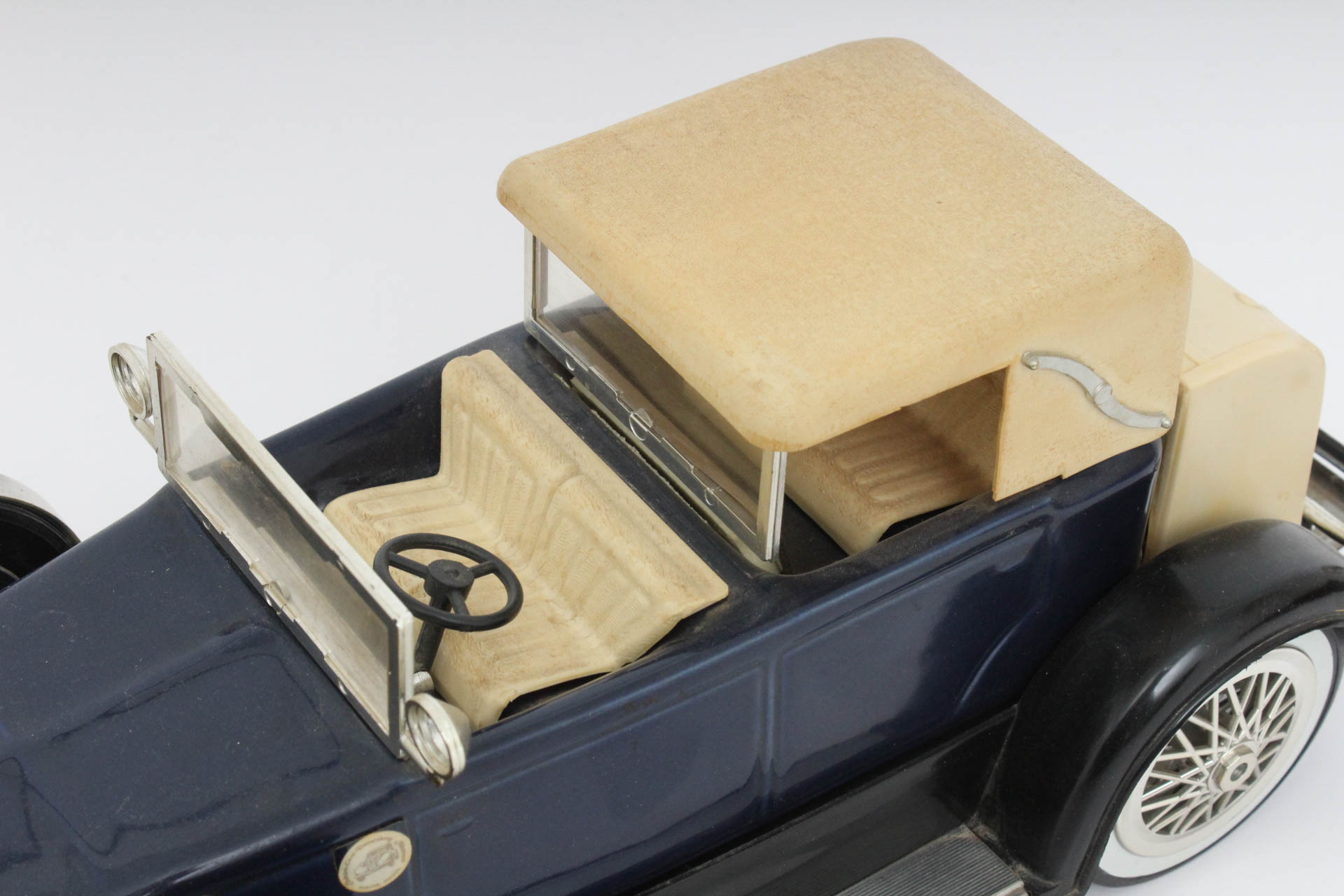 Jim Beam Model "J" Duesenberg Bottle A.C.D. Museum Edition