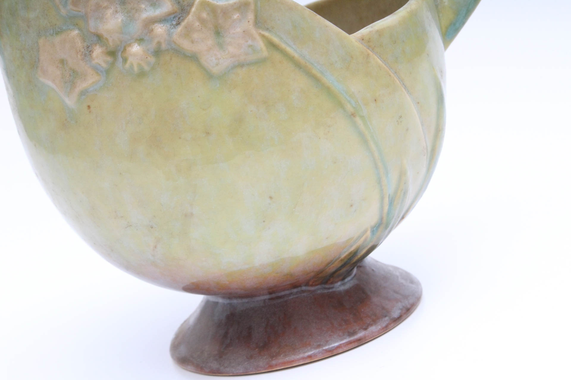 Roseville Pottery "Wincraft" Basket