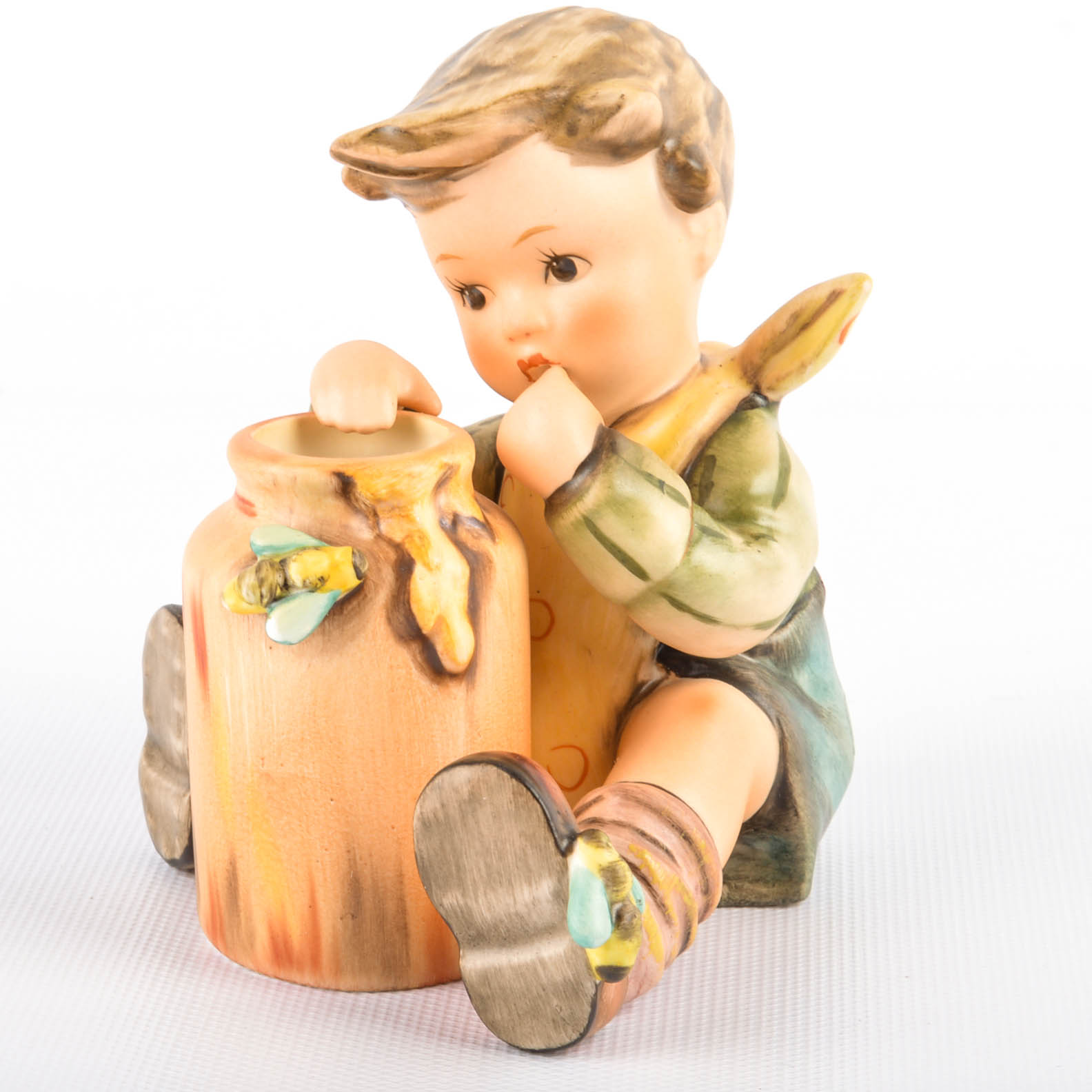 Exclusive Edition for Fifteen-Year Membership Hummel Club "Honey Lover" Figurine