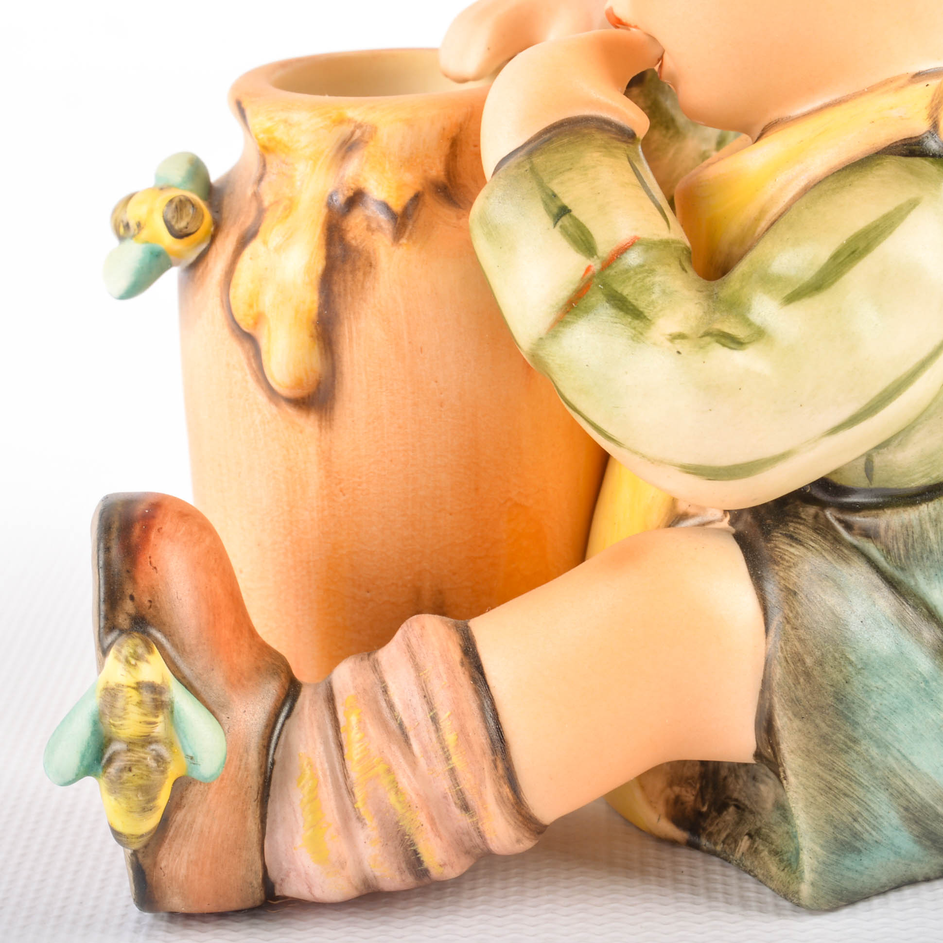 Exclusive Edition for Fifteen-Year Membership Hummel Club "Honey Lover" Figurine