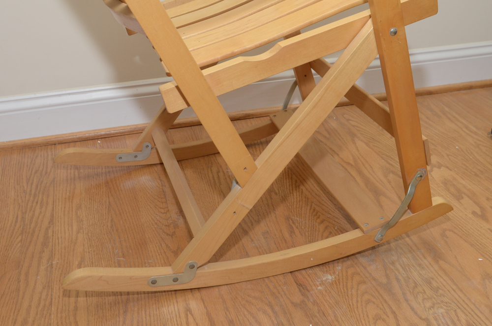 Contemporary Folding Rocking Chair