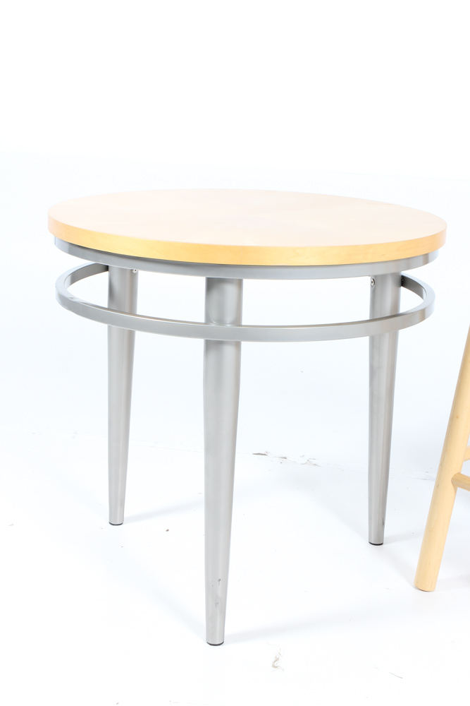 Contemporary Metal Accent Table With Stools