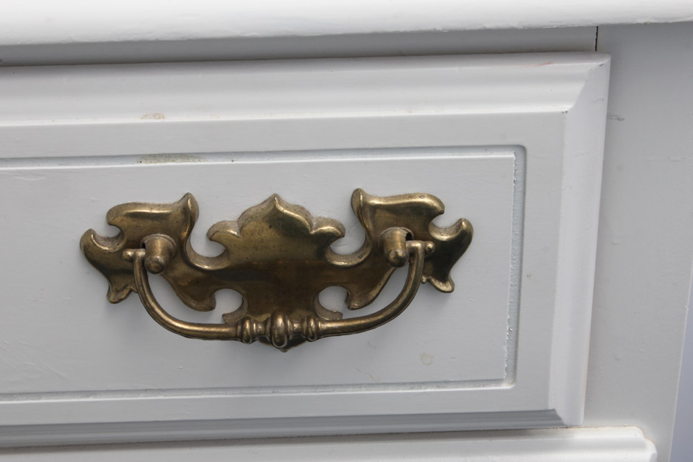 Basset Dresser with Mirror