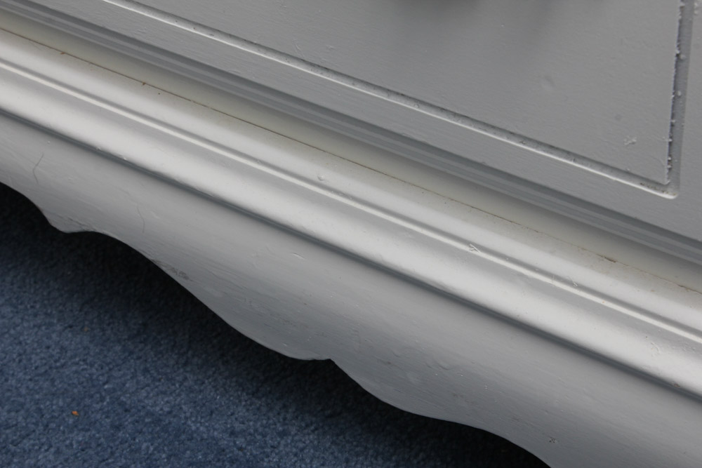 Basset Dresser with Mirror