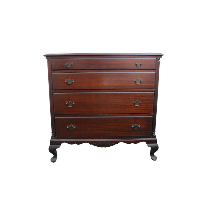 Traditional Mahogany Chest of Drawers
