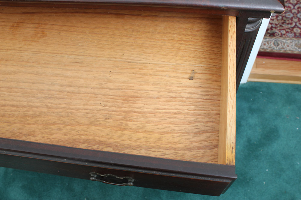 Traditional Mahogany Chest of Drawers