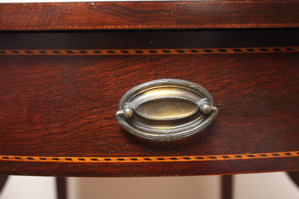 Mahogany Finish Drop Leaf Side Table by Mersman