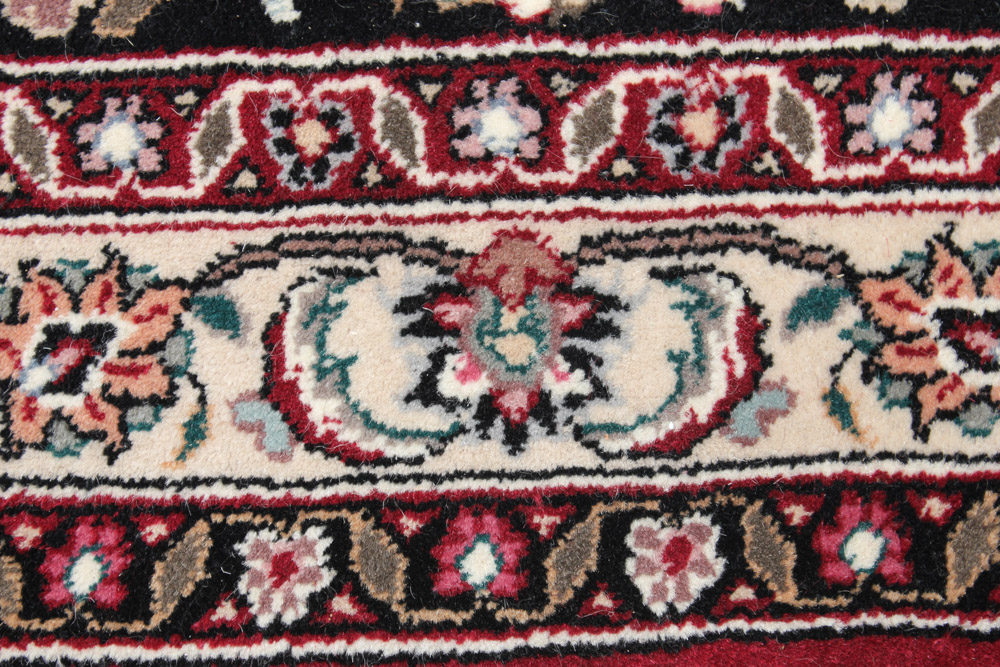 Hand-Knotted Pakistani Wool Area Rug