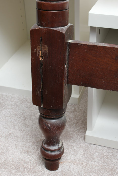 Davis Cabinet Company Queen Bed Frame