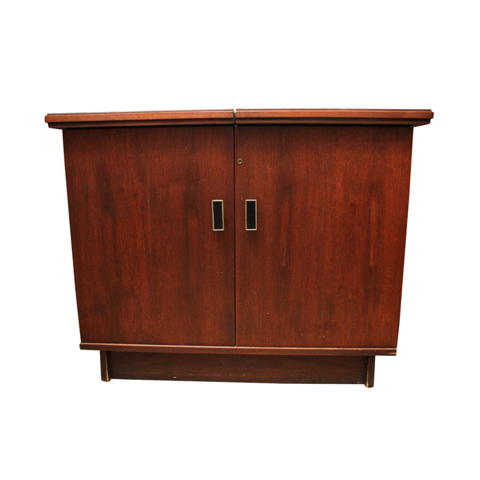 Mid Century Modern Wooden Bar Cabinet