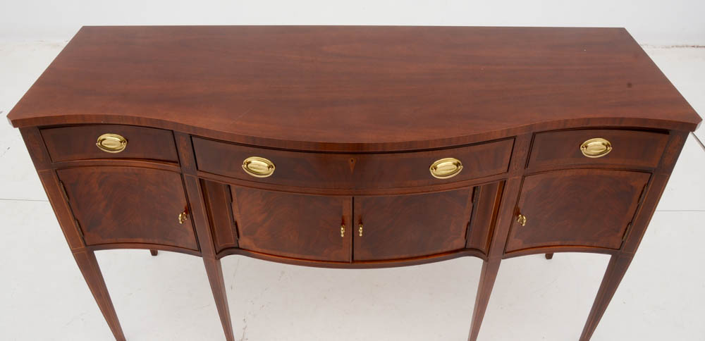 Hickory Chair Serpentine Mahogany Sideboard