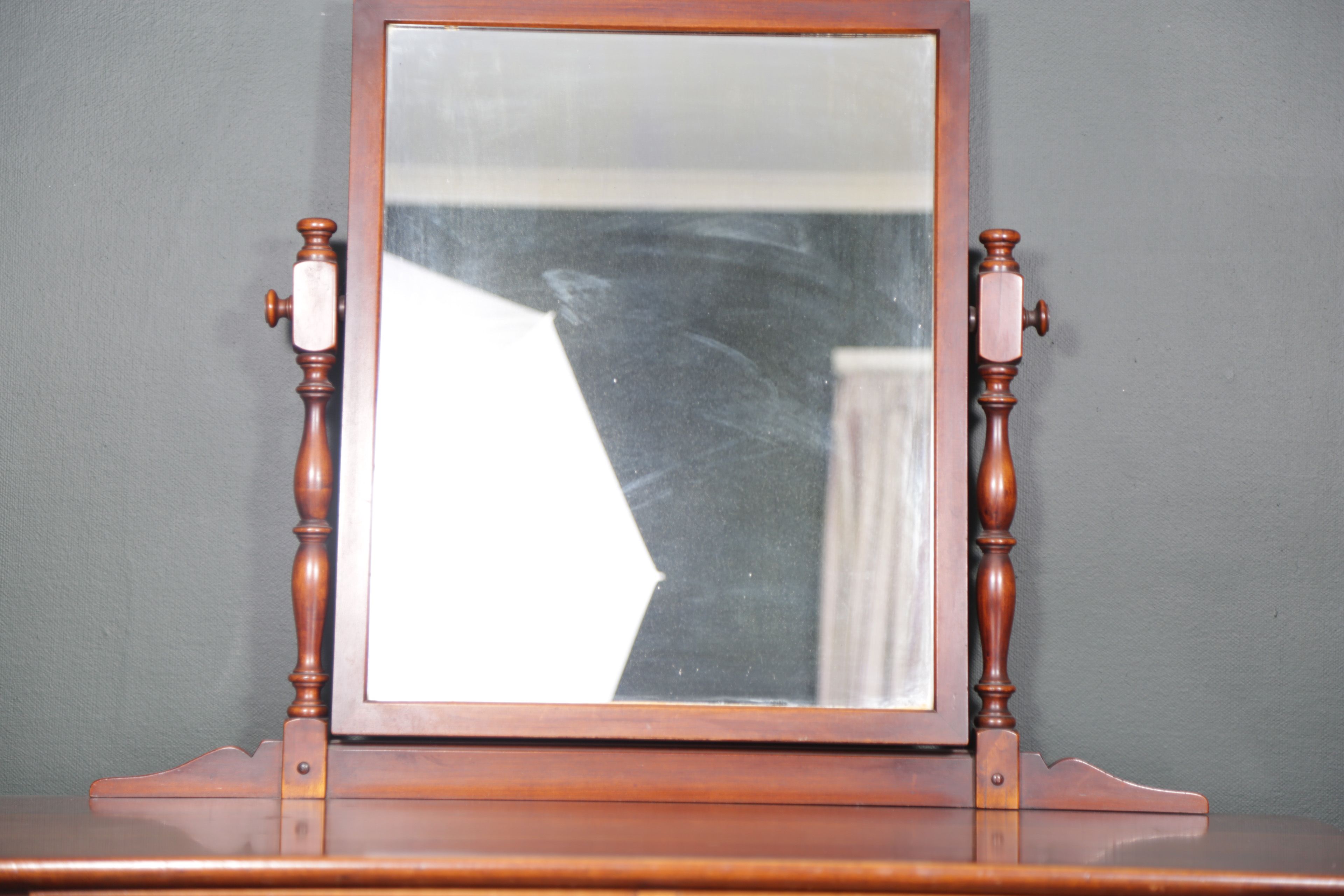 Stickley Dressing Table and Bench With Rush Seat