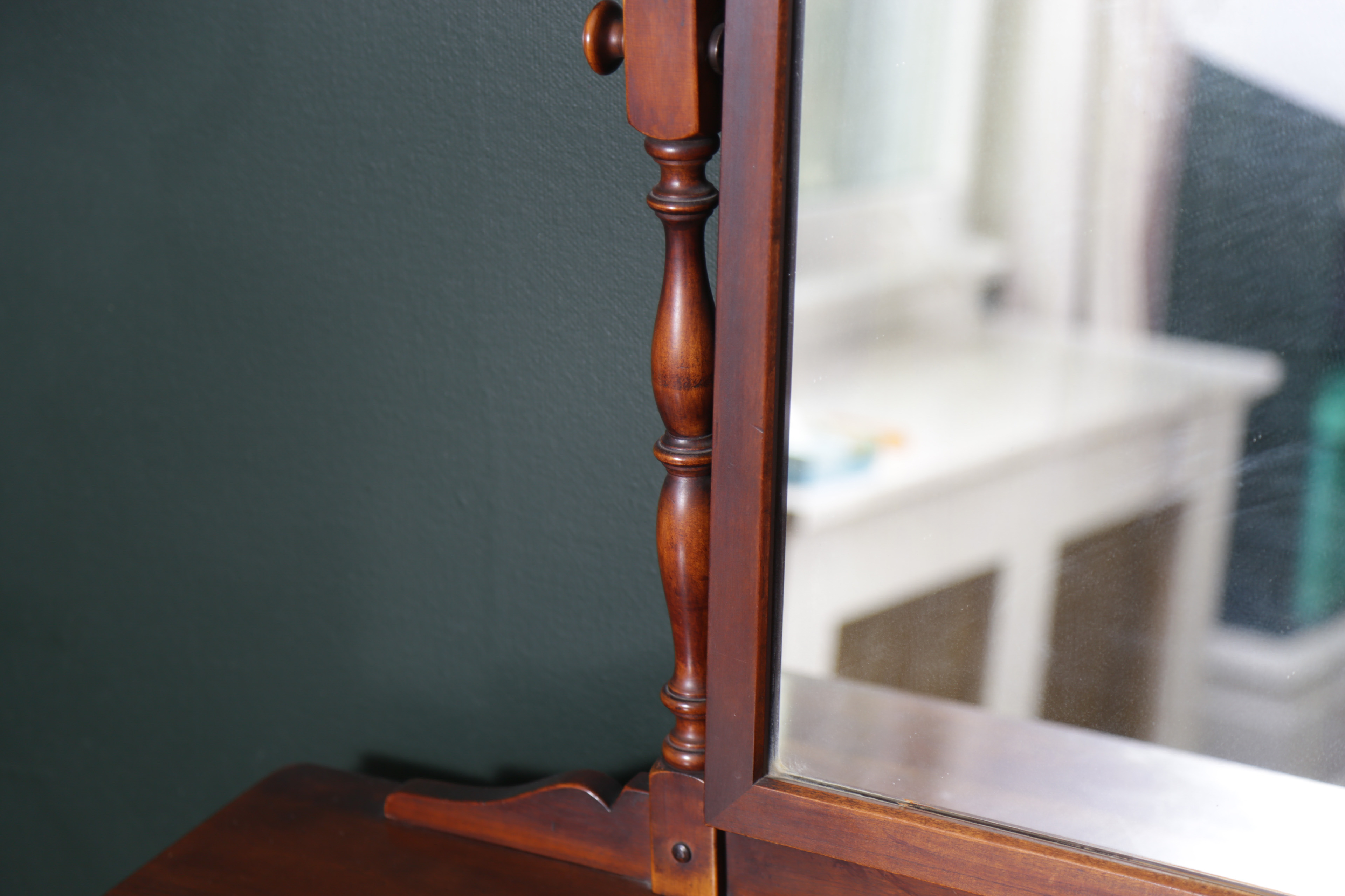 Stickley Dressing Table and Bench With Rush Seat