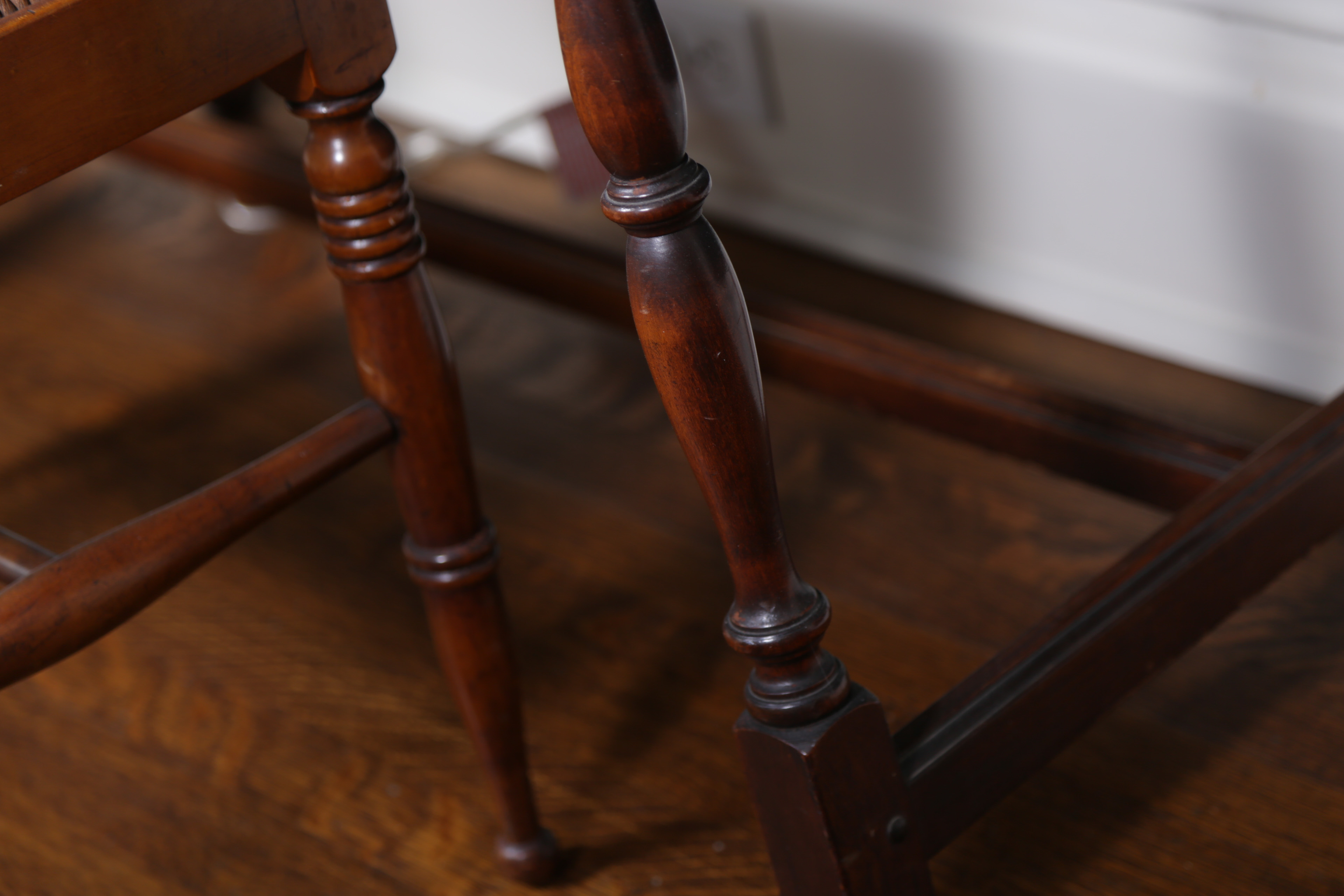 Stickley Dressing Table and Bench With Rush Seat
