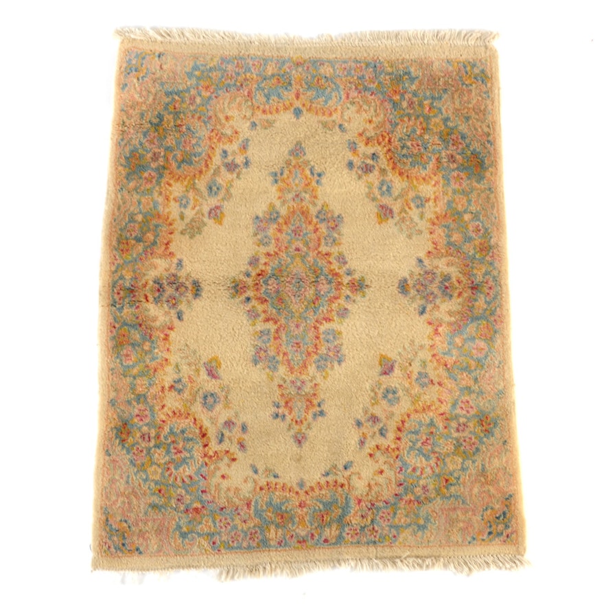 Persian Kerman Hand-Knotted Wool Accent Rug