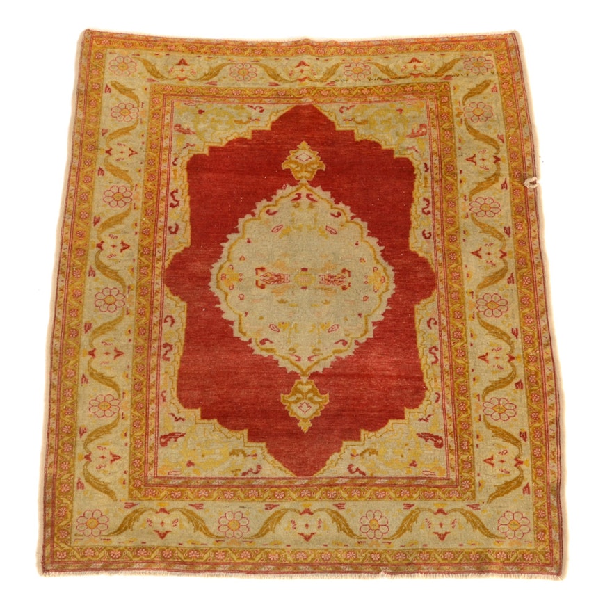 Hand-Knotted Hamadan Village Wool Accent Rug